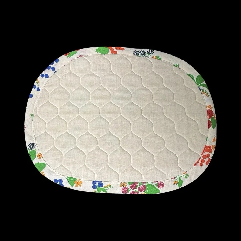 Vintage‎ Quilted Placemats Berries Cottagecore Country Granny Kitchen Set Of 4